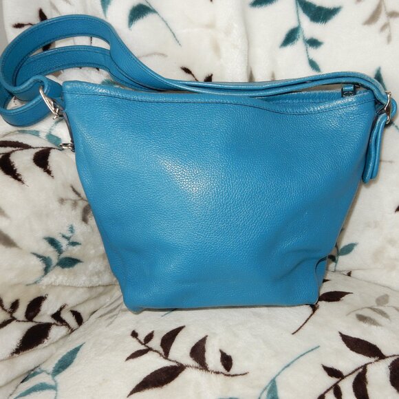 Coach shoulder bag - Picture 2 of 12